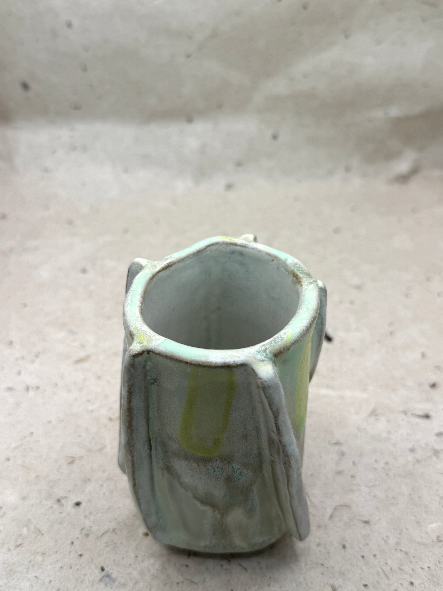Handmade Ceramic Vessel – Lime Green Accent Pottery, Sculptural Wavy Form, Modern Stoneware Home Décor