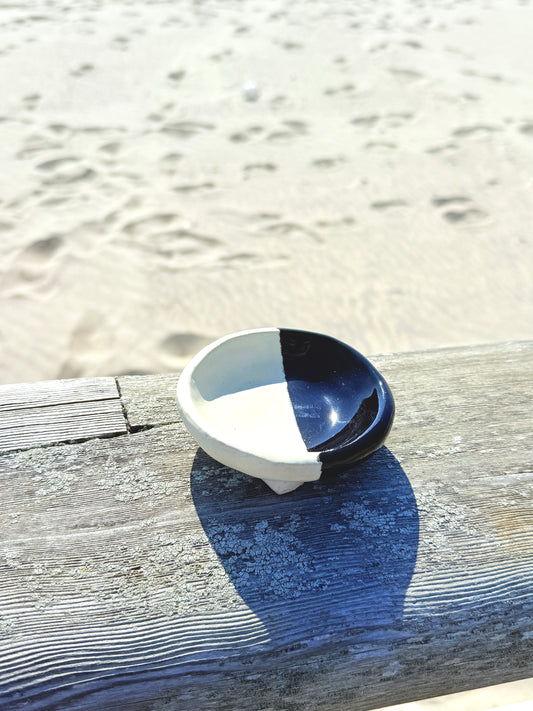 Small Black and White Ceramic Bowl – “Cookie” Vessel by Bunzy
