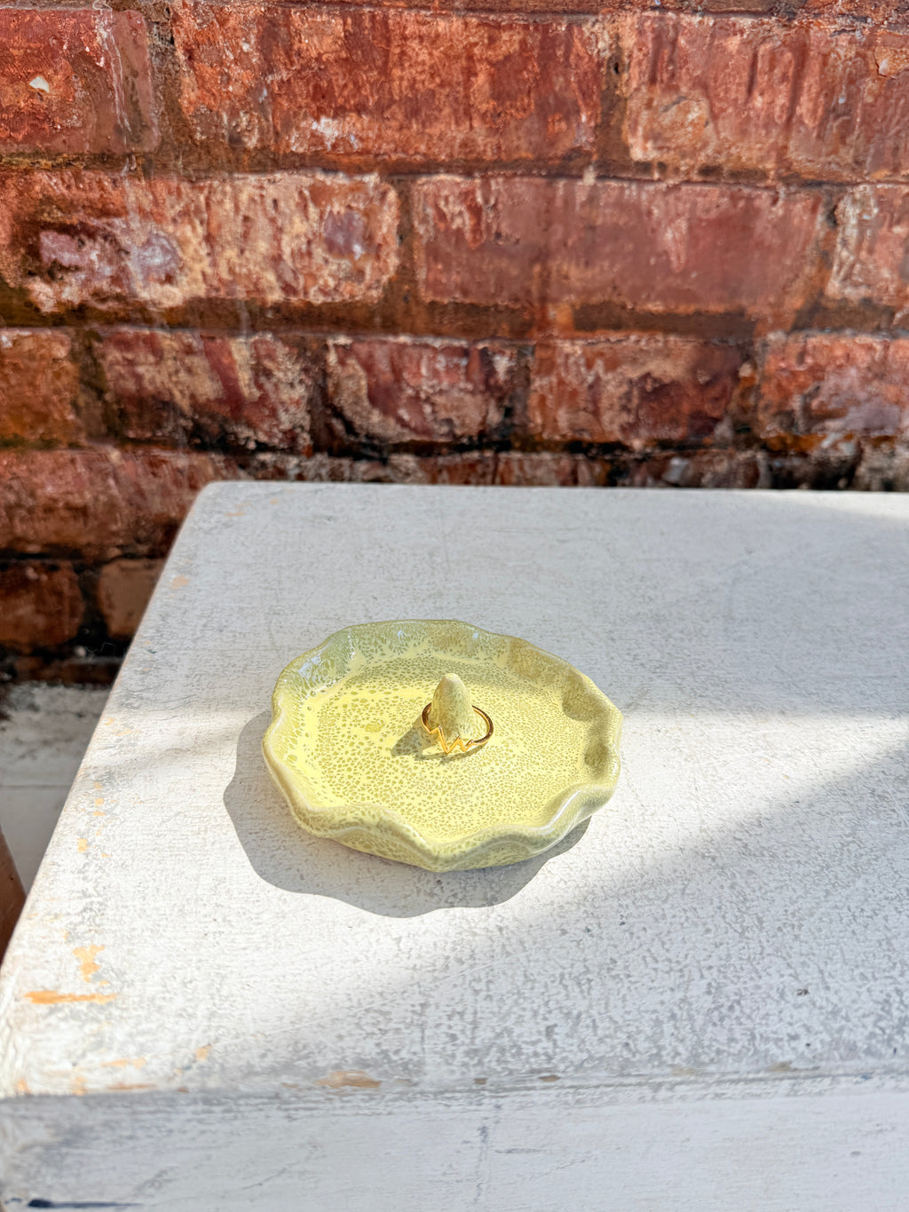 Chartreuse Speckled Ceramic Ring Holder — Handbuilt Stoneware with Scalloped Rim