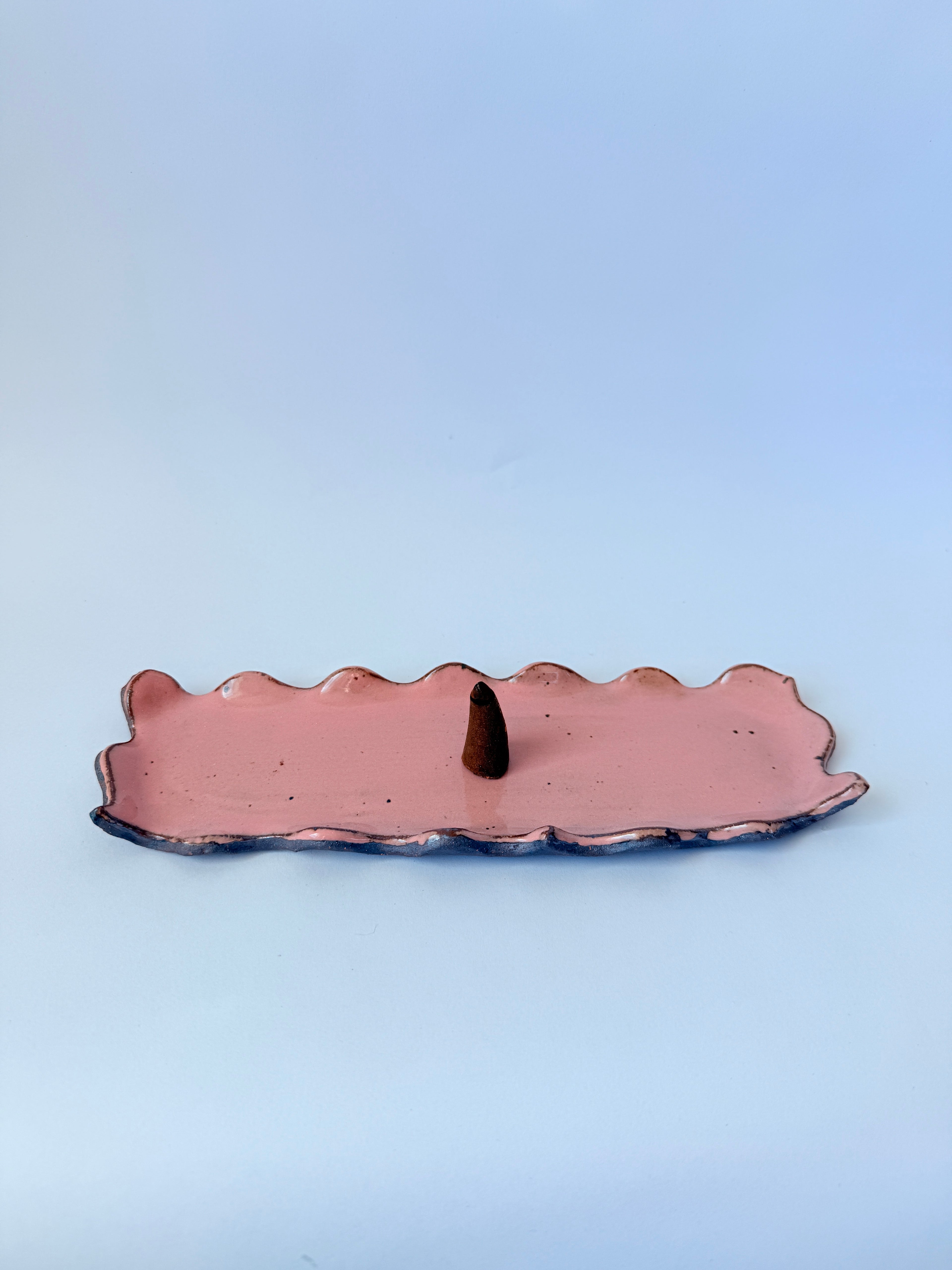Pink Ceramic Wavy Tray – Handmade Stoneware Dish – Organic Pottery Jewelry Tray